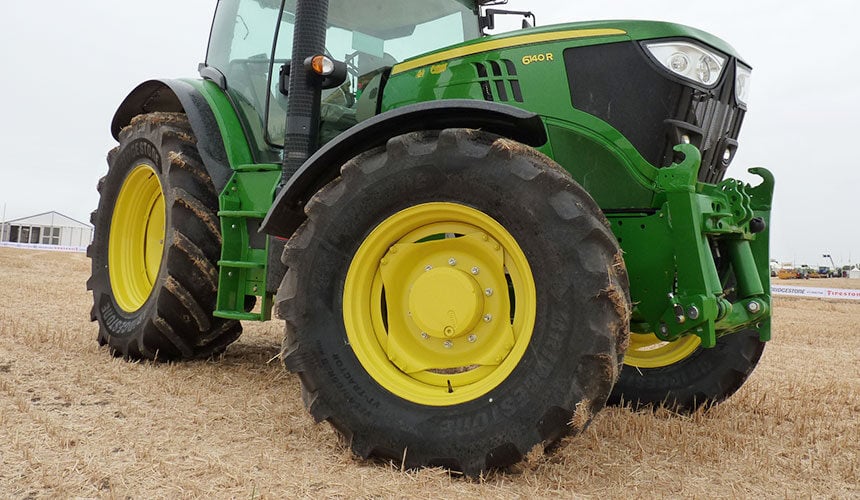 Opony VT-TRACTOR i regulowane obręcze