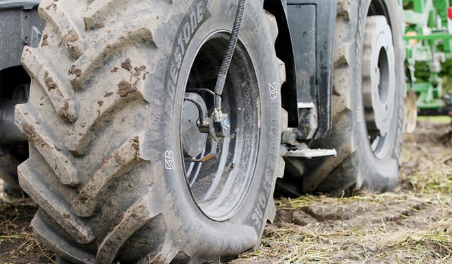 Idealna konfiguracja: opony rolnicze VF VT-TRACTOR + system zdalnego pompowania